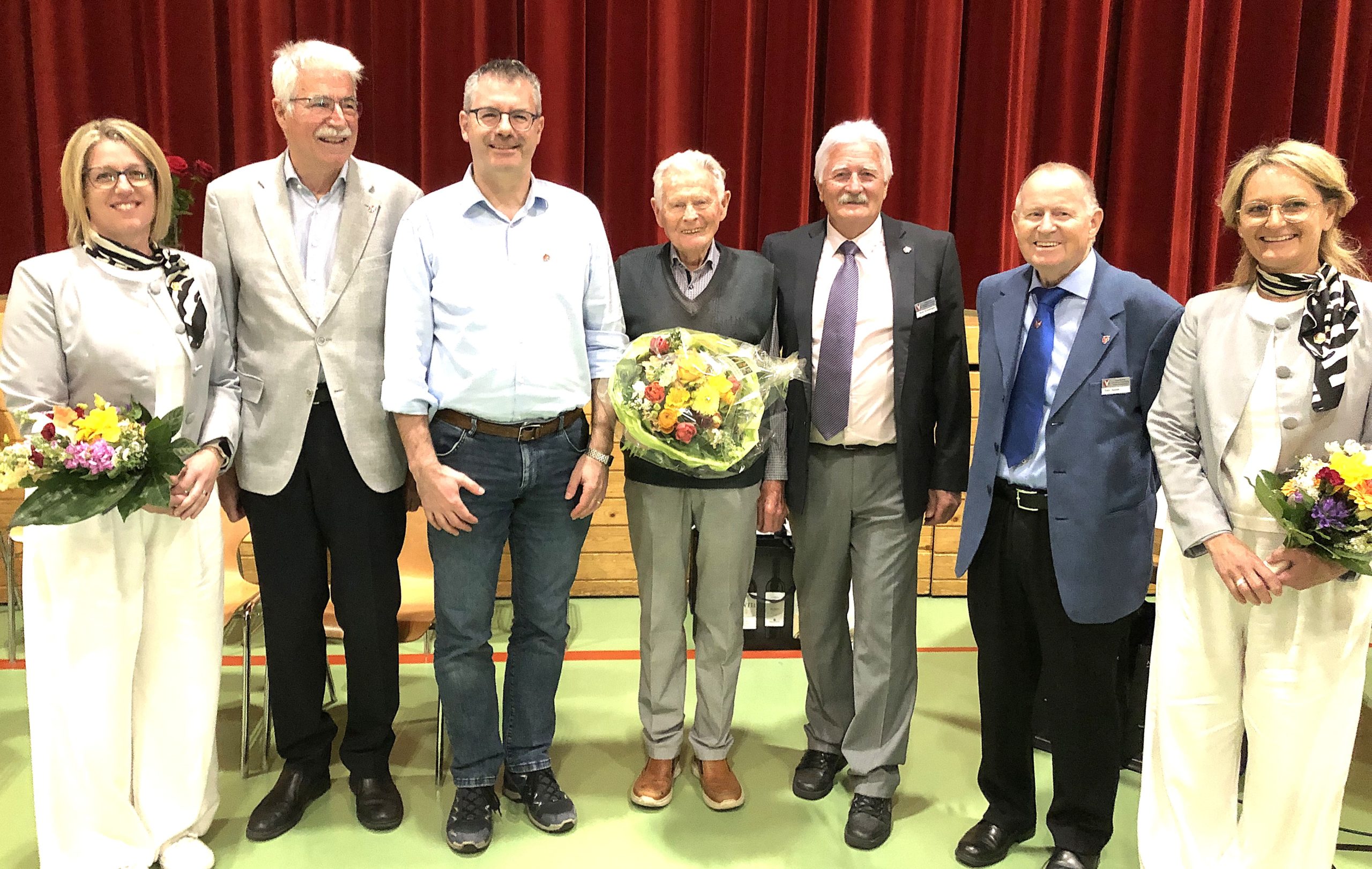 Alpthal empfing Zentralschweizer Turnveteranen